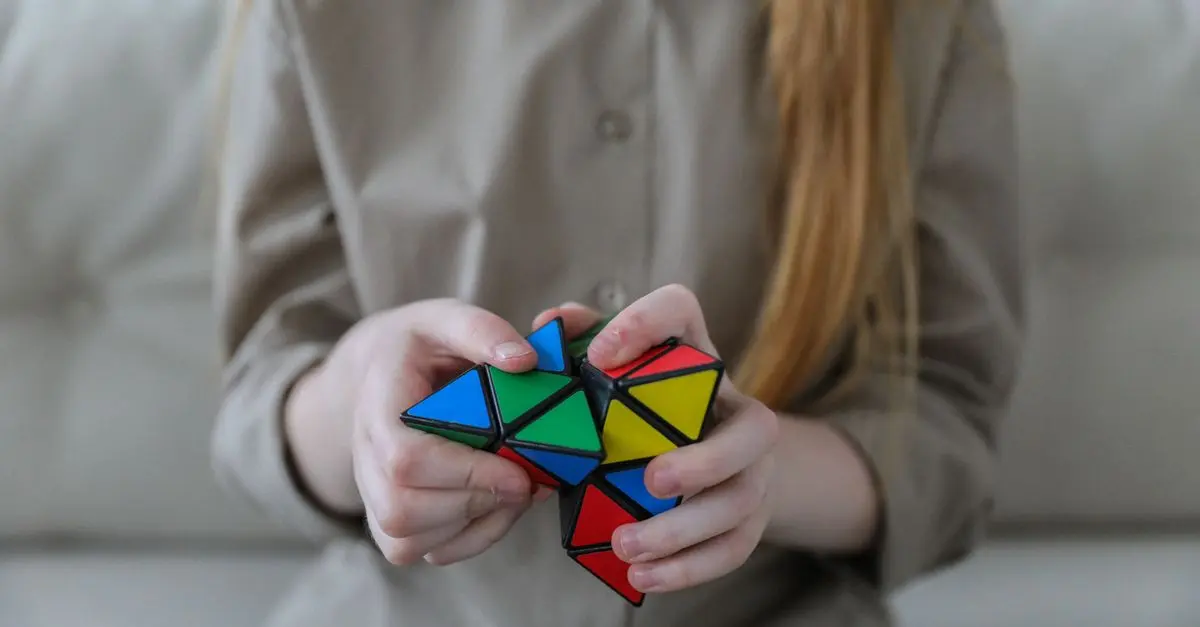 Astuces pour résoudre les coins du Rubik's Cube