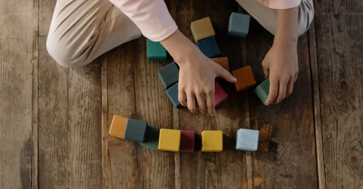10 astuces pour améliorer votre vitesse au Rubik's Cube