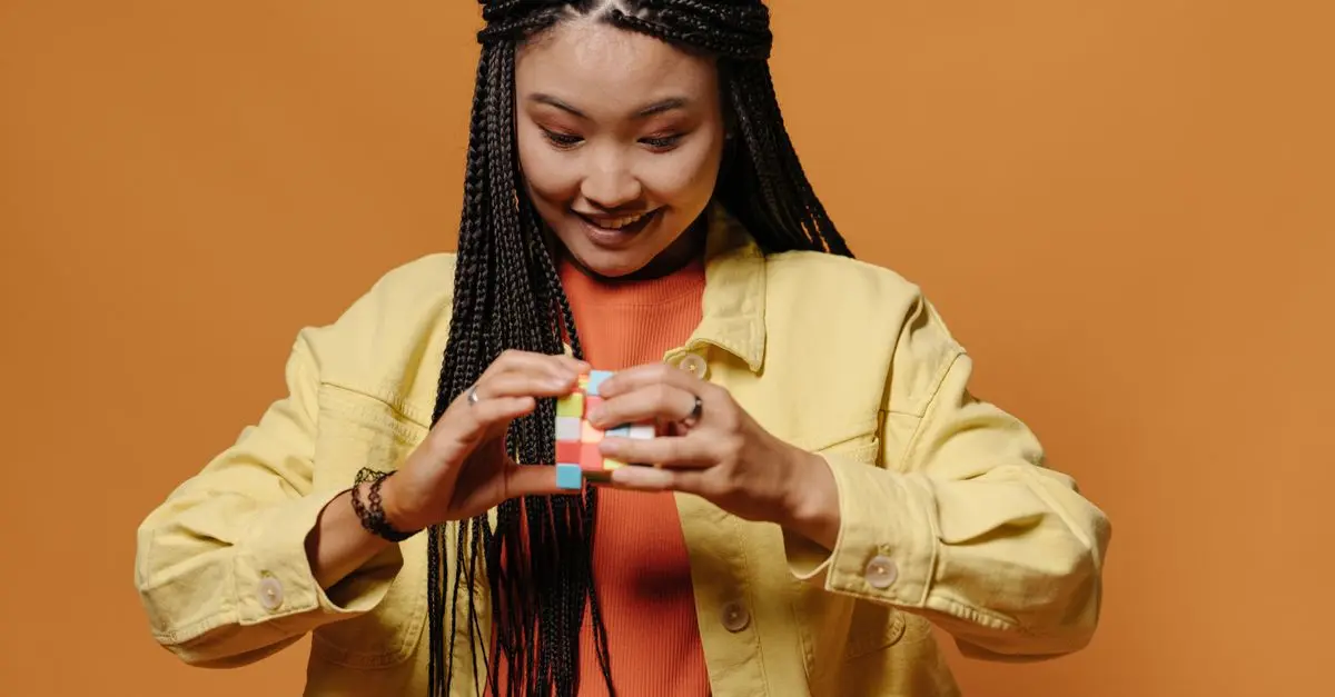 Astuces pratiques pour résoudre le Rubik's Cube à l'aveugle